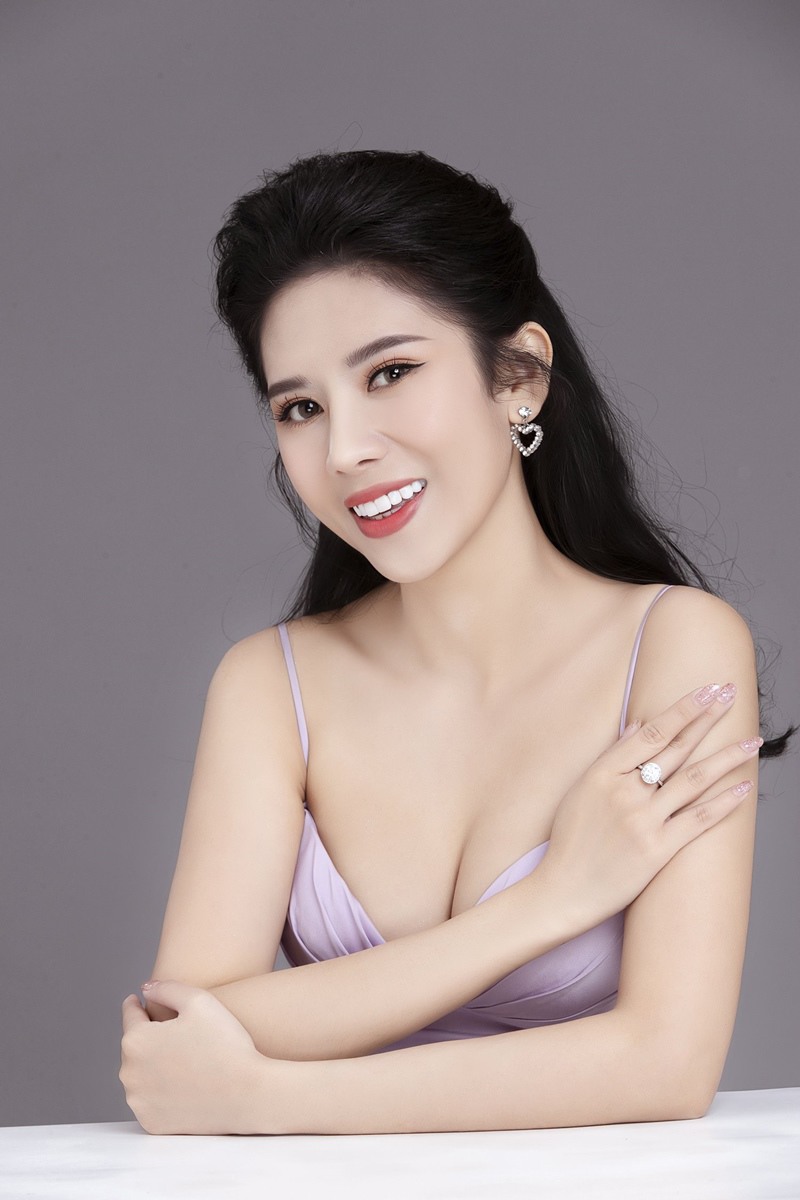 Dương Yến Nhung là đại diện Việt Nam tham gia cuộc thi Hoa hậu Du lịch Thế giới và đã xuất sắc đạt được danh hiệu Hoa hậu Du lịch Quốc tế 2019 - Miss Tourism Global Queen International 2019 trong sự vui mừng của khán giả.
